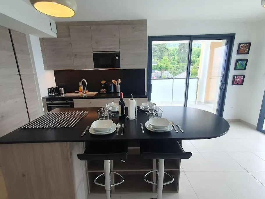 Superbe Appartement Evian 0*, 에비앙레스벵즈 프랑스